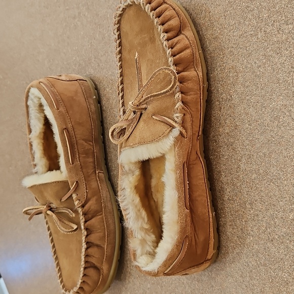 L.L. Bean Men's Brown Suede Slippers!!! - Picture 9 of 15